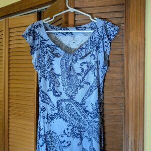 New York & Company Blue Paisley Sleeveless Top